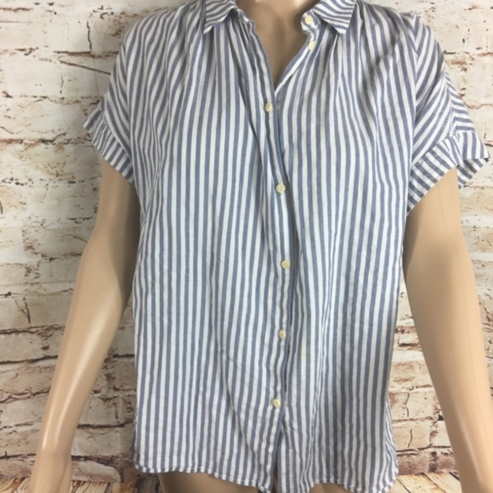 Short Sleeve Button Down - Striped Blue & White